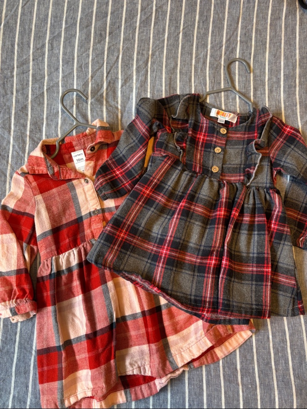 Bundle of 2 Girl’s Long Sleeve Plaid Dresses ❤️ 18 month size